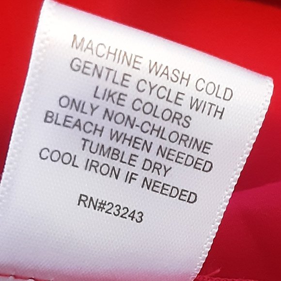 FUSHIA SWEETHEART BLOUSE by 7TH AVENUE DESIGN STUDIO NEW YORK & COMPANY - Picture 11 of 12